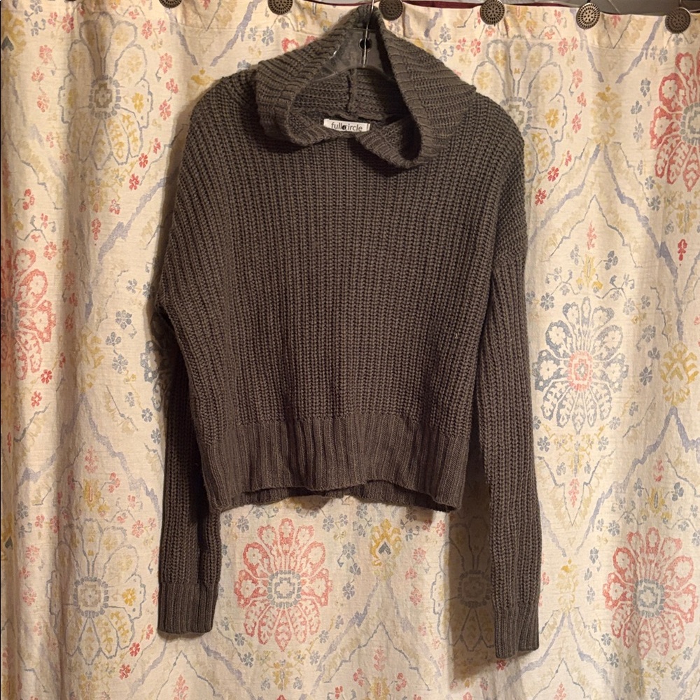 Cropped Knit Turtleneck Sweater - Brown